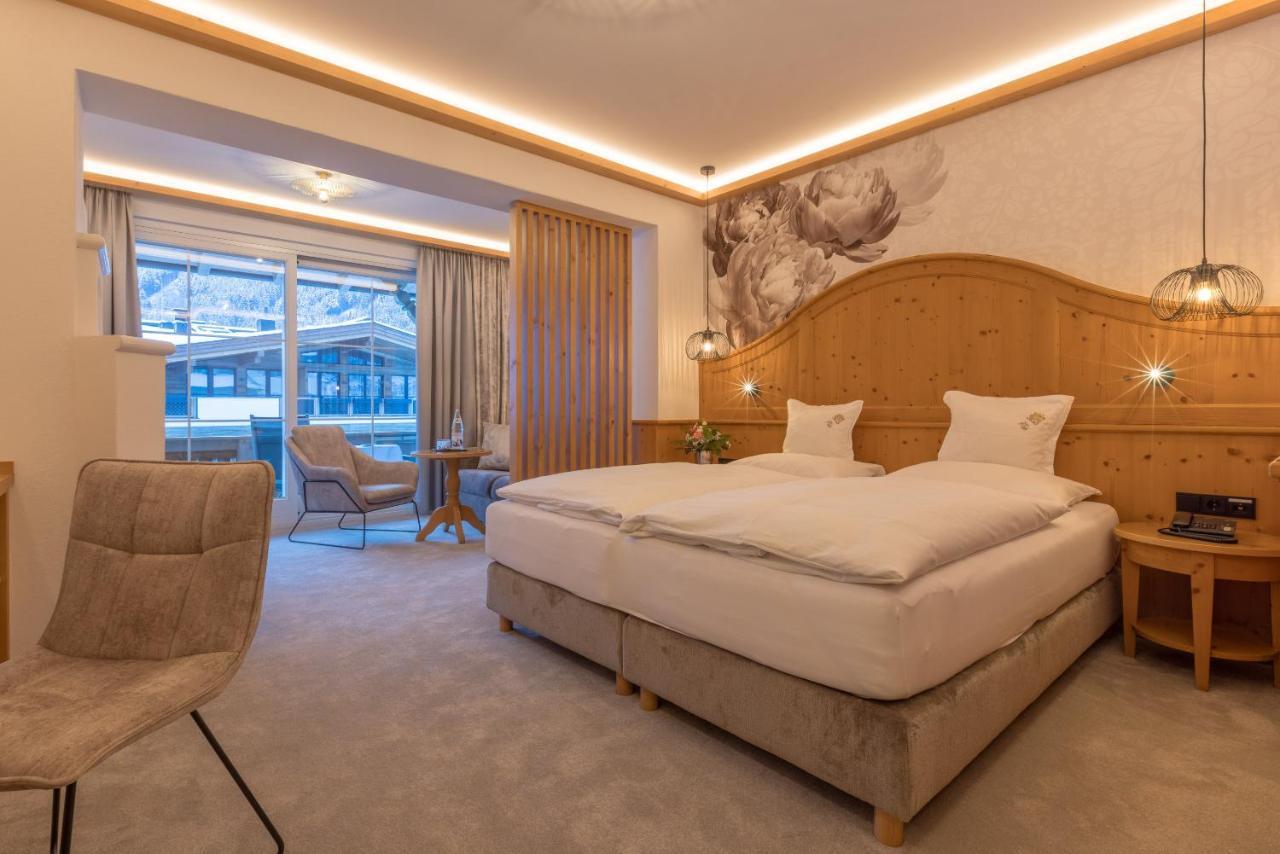 Hotel St. Georg Майрхофен Экстерьер фото