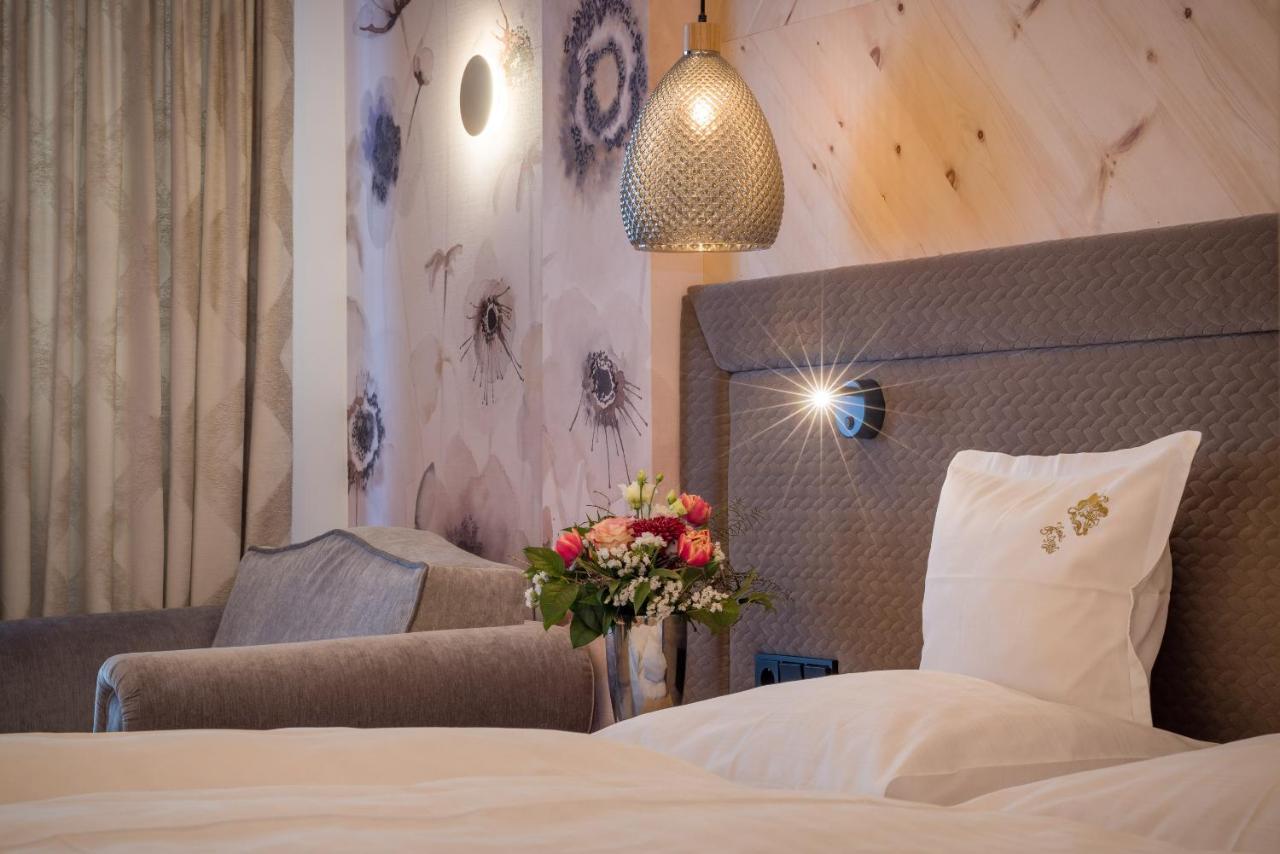 Hotel St. Georg Майрхофен Экстерьер фото