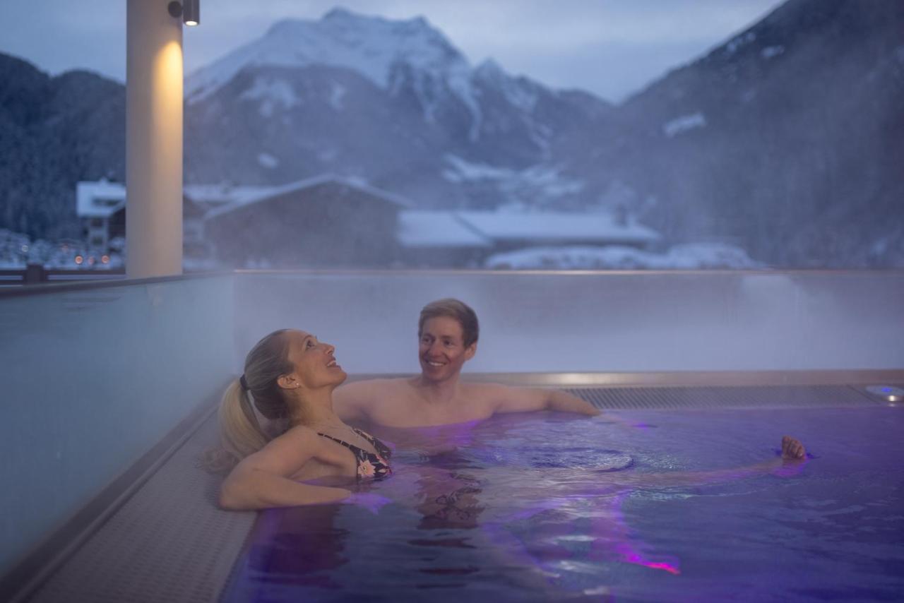 Hotel St. Georg Майрхофен Экстерьер фото