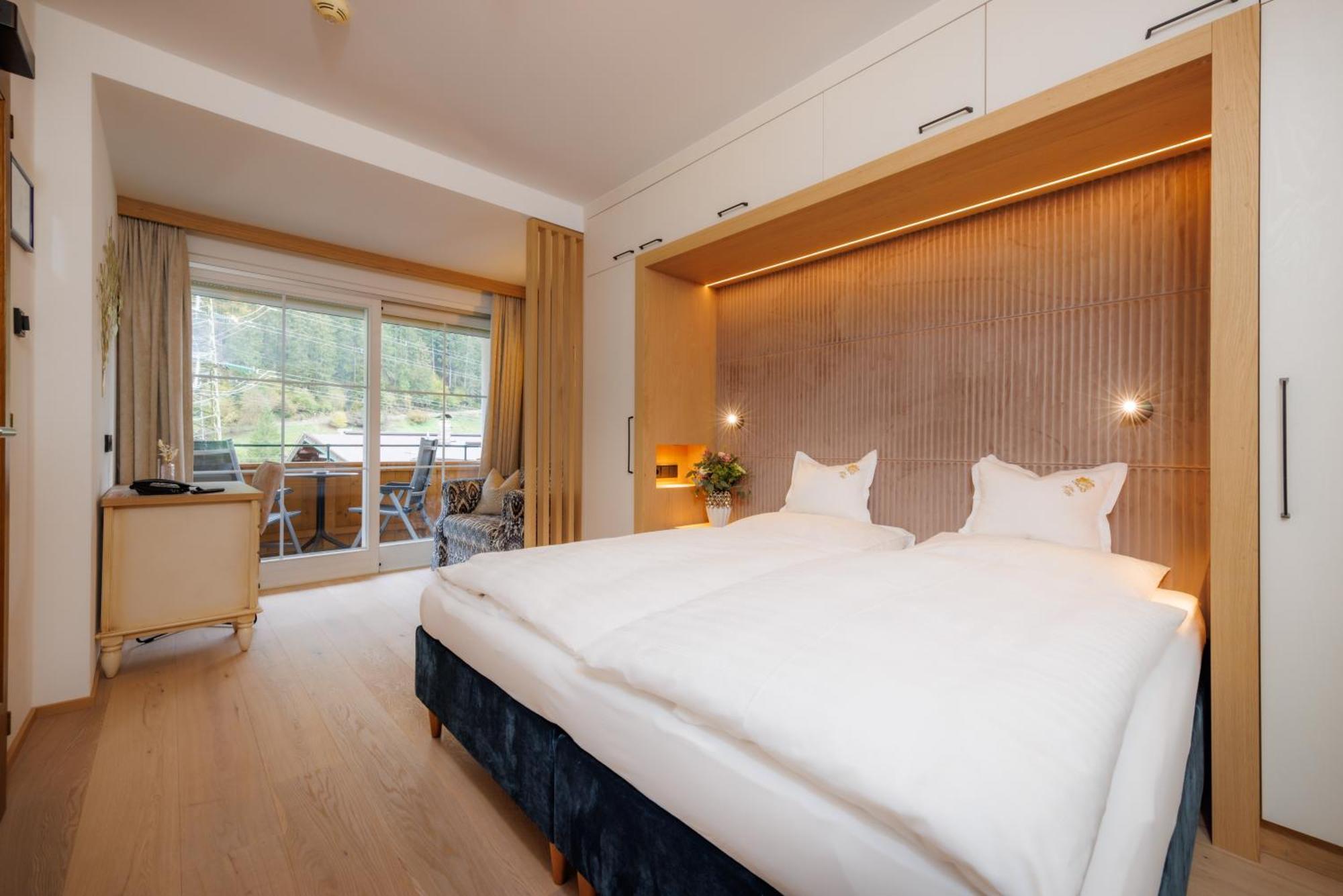 Hotel St. Georg Майрхофен Экстерьер фото